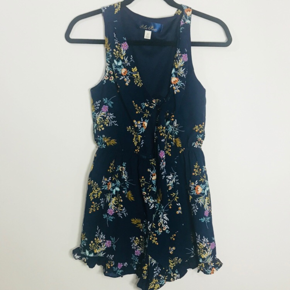 Blue rain blue floral short romper XS NWNT